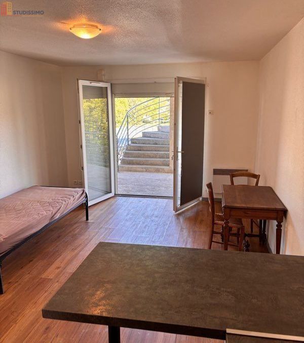 Studio meublé 24m² Moirans-en-Montagne - Parking privé - Photo 15