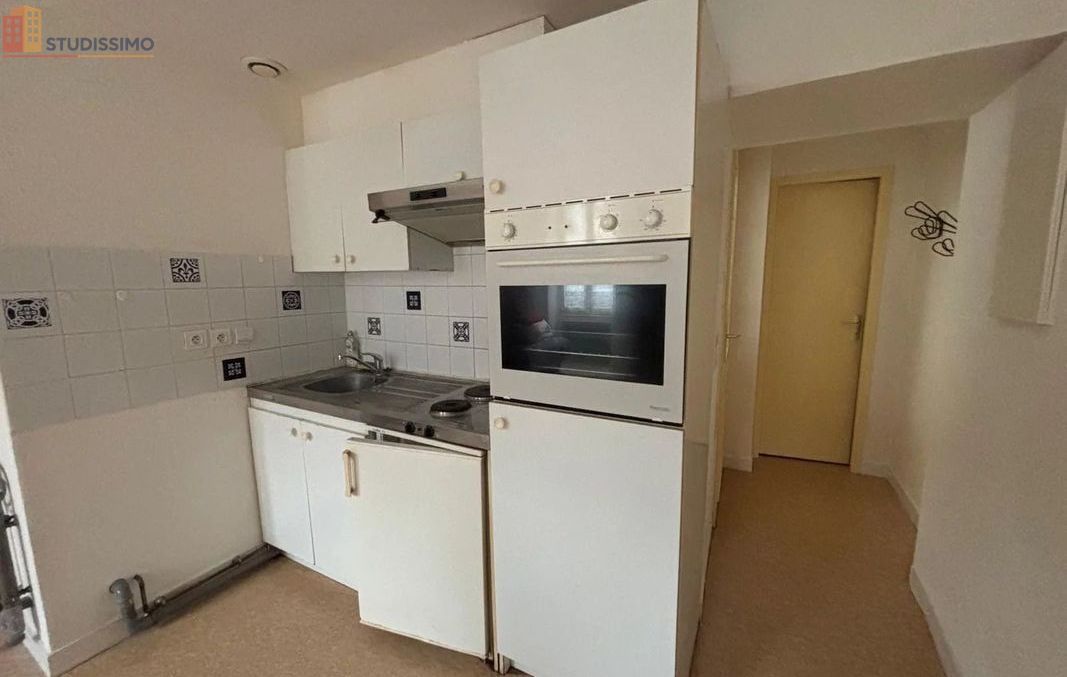 Studio 26m² Saint-Claude 39200 - Meublé, 2e étage - Photo 8