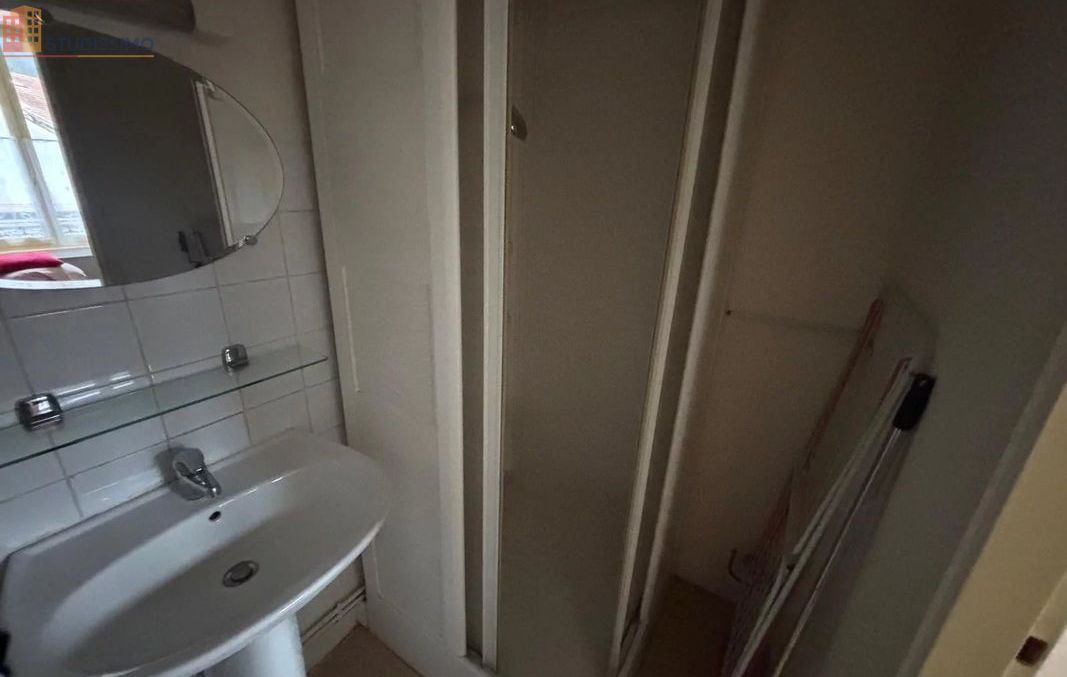 Studio 26m² Saint-Claude 39200 - Meublé, 2e étage - Photo 2