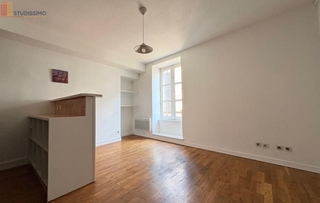 Studio meublé 25m² Lons-le-Saunier - Meublé, 1er étage - Photo 18