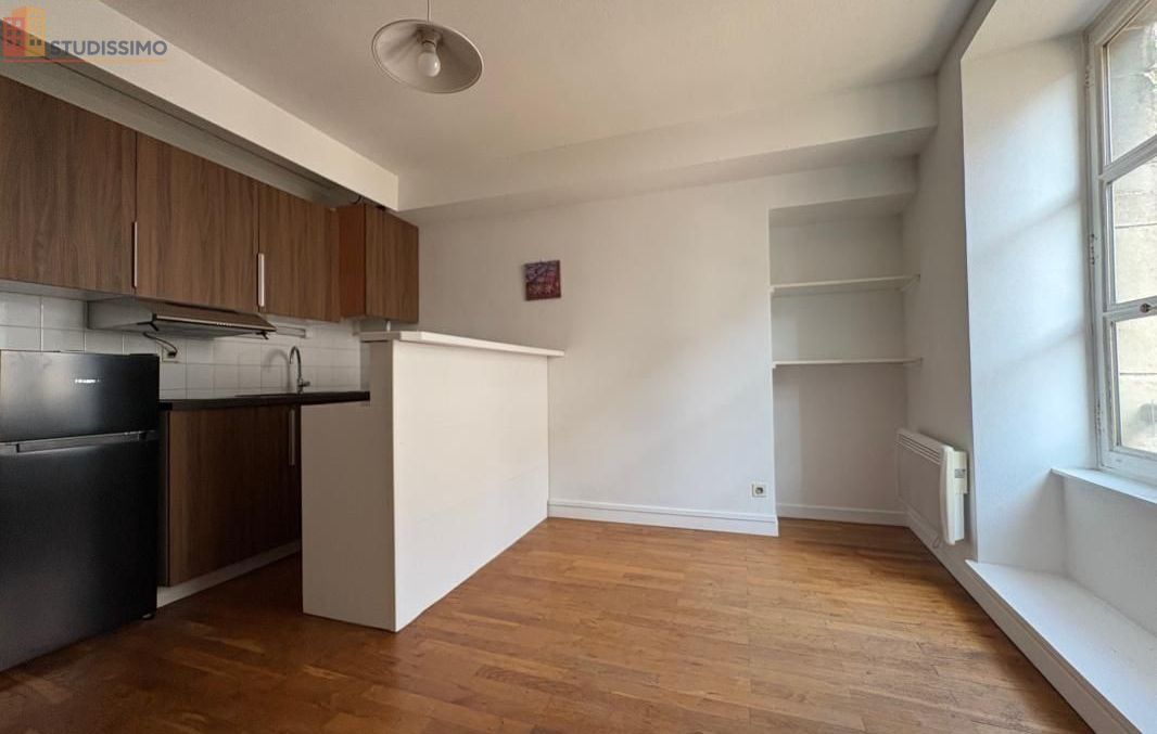 Studio meublé 25m² Lons-le-Saunier - Meublé, 1er étage - Photo 19