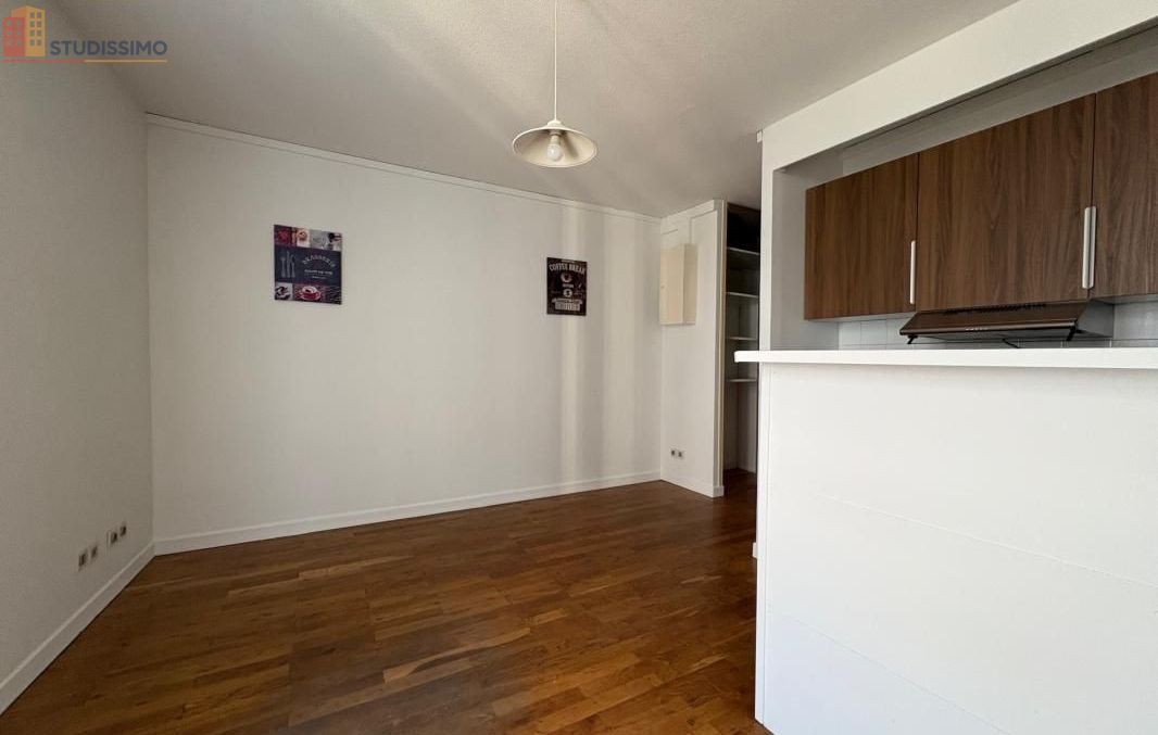 Studio meublé 25m² Lons-le-Saunier - Meublé, 1er étage - Photo 11
