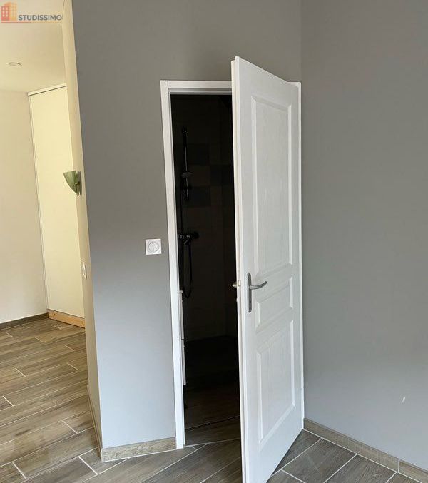 Studio 25m² Lons-le-Saunier - Sanitaire privé - Photo 14
