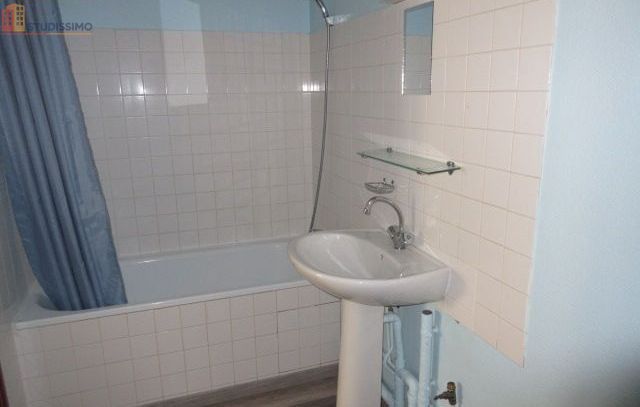 Studio 27m² Poligny - 1er étage, DPE E - Photo 1