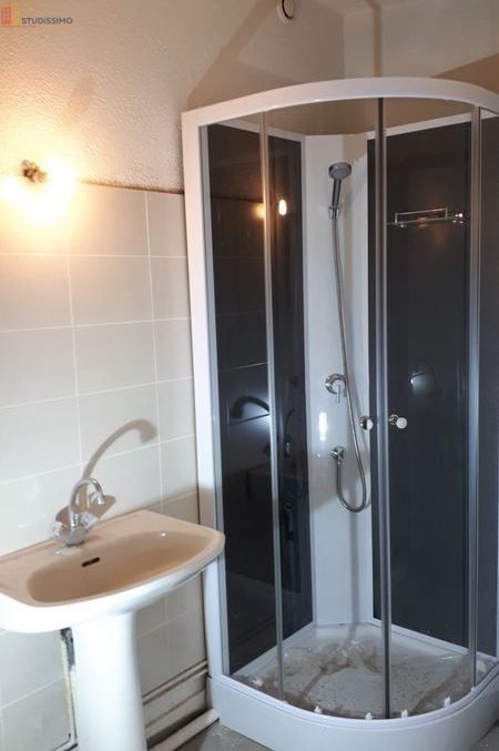 Studio 27m² Lons-le-Saunier centre - lumineux - Photo 1