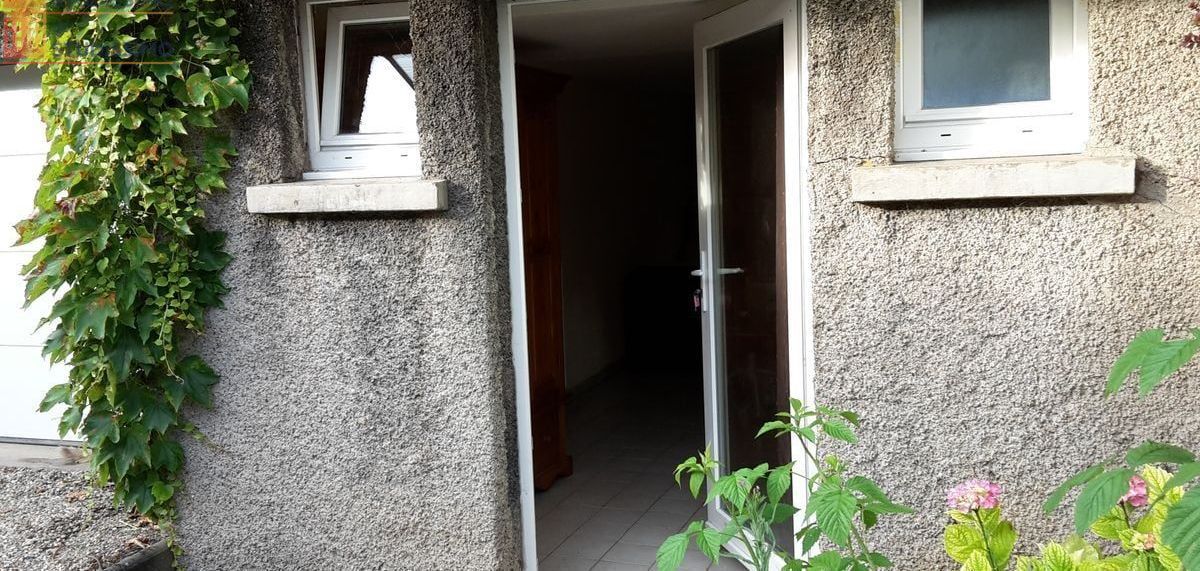 Studio meublé 19m² Dole 39100 - Proche gare, dans maison - Photo 1