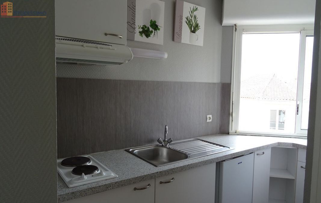 Studio meublé 17m² Mont-de-Marsan - Meublé, dernier étage - Photo 2