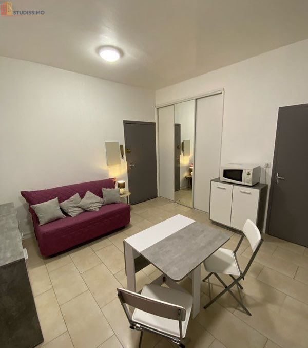 Studio meublé 19m² Dax 40100 - Meublé, 2e étage - Photo 5