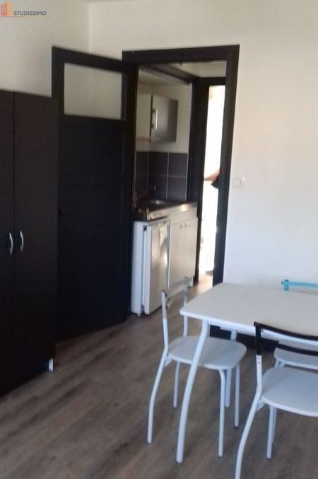 Studio meublé 19m² Blois - Calme, lumineux - Photo 3
