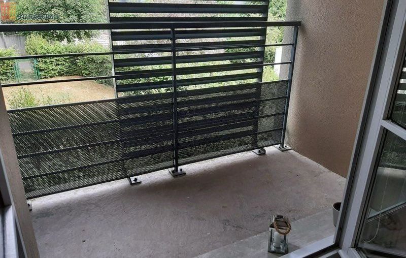 Studio meublé 25m² Blois - Balcon, stationnement - Photo 2