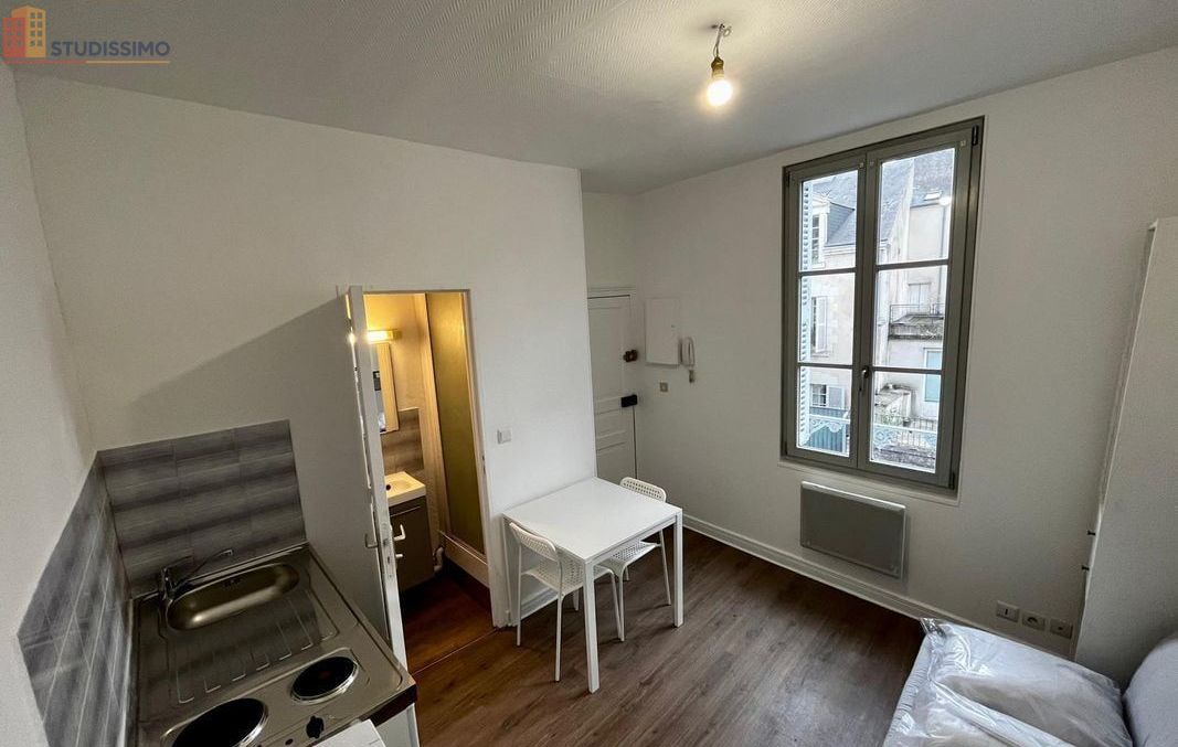 Studio meublé 12m² Blois centre - Proche gare - Photo 2