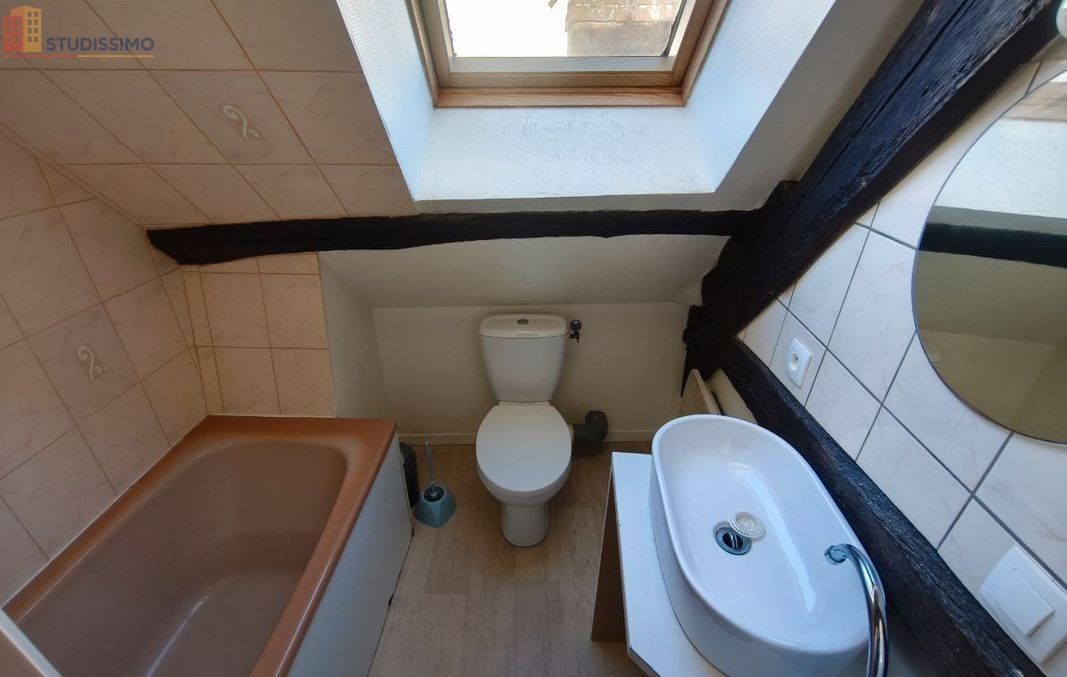Studio meublé 20m² Montrichard centre historique - Meublé, 2e étage - Photo 11