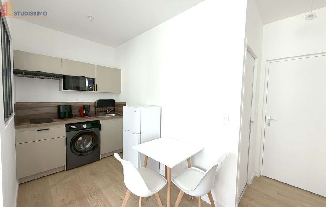 Studio meublé 26m² Saint-Étienne 42100 - Meublé, lumineux - Photo 4