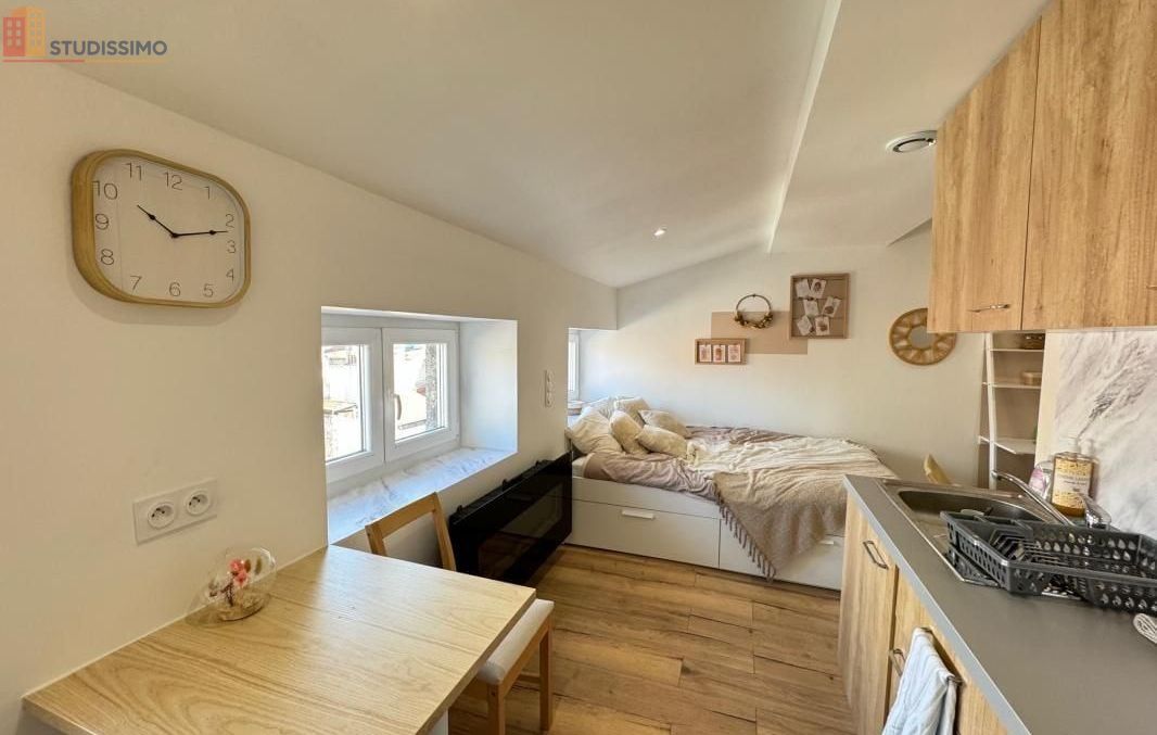 Studio meublé 23m² Saint-Étienne 42000 - Lumineux, 5e étage - Photo 12