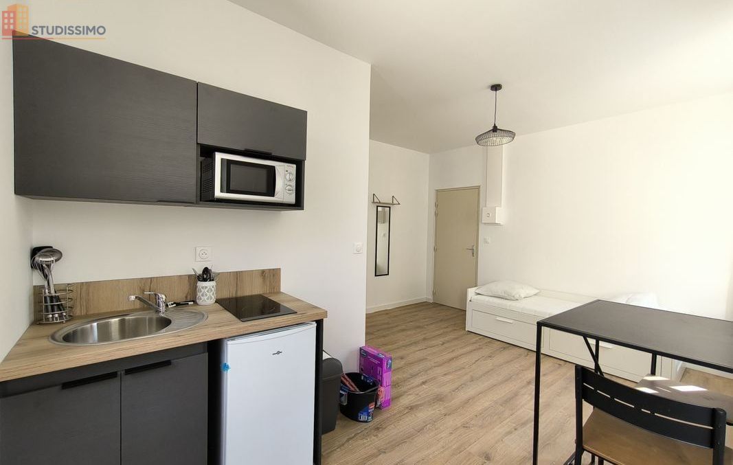 Studio meublé 20m² Saint-Étienne - Meublé, 1er étage - Photo 4