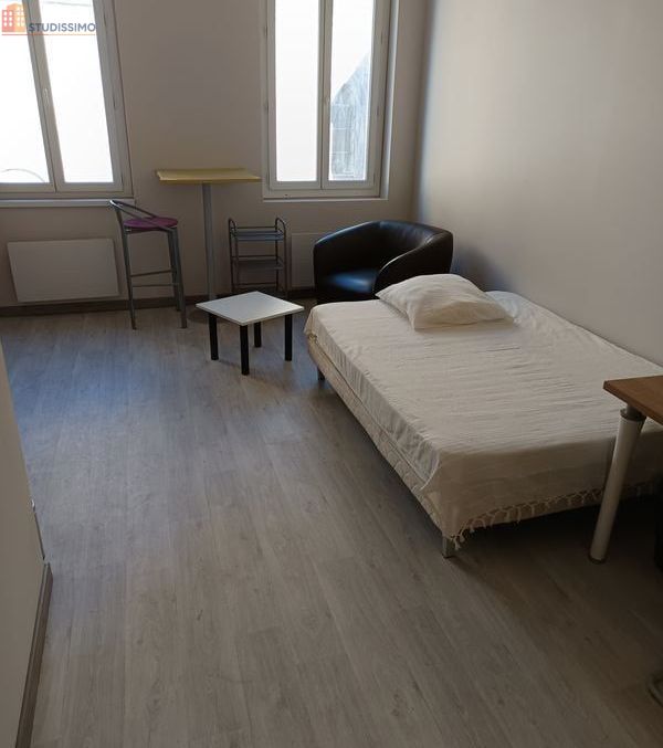 Studio meublé 25m² Saint-Étienne centre - Meublé, DPE C - Photo 2
