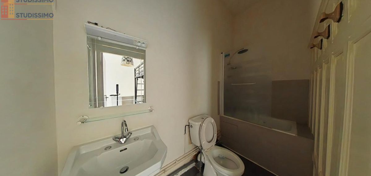 Studio meublé 20m² Saint-Étienne 42000 - Meublé, 2e étage - Photo 4