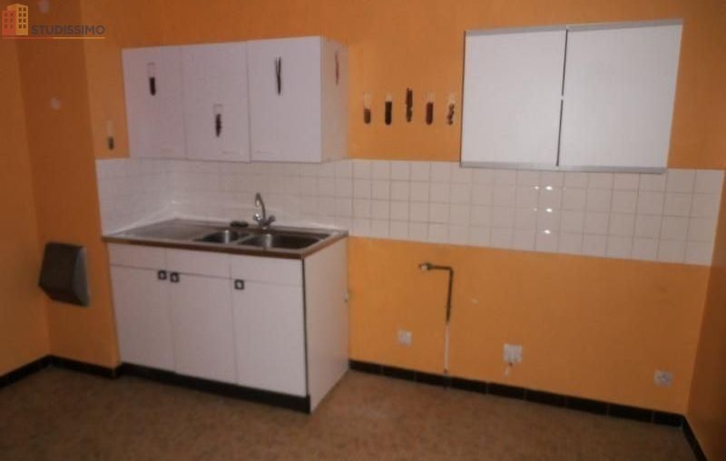Studio 44m² Saint-Étienne 42100 - Photo 3
