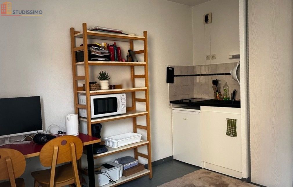 Studio 18m² Saint-Étienne 42100 - Meublé, 2e étage - Photo 3