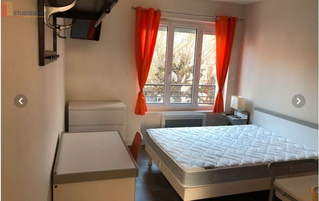 Studio meublé 17m² Riorges - Calme - Photo 9