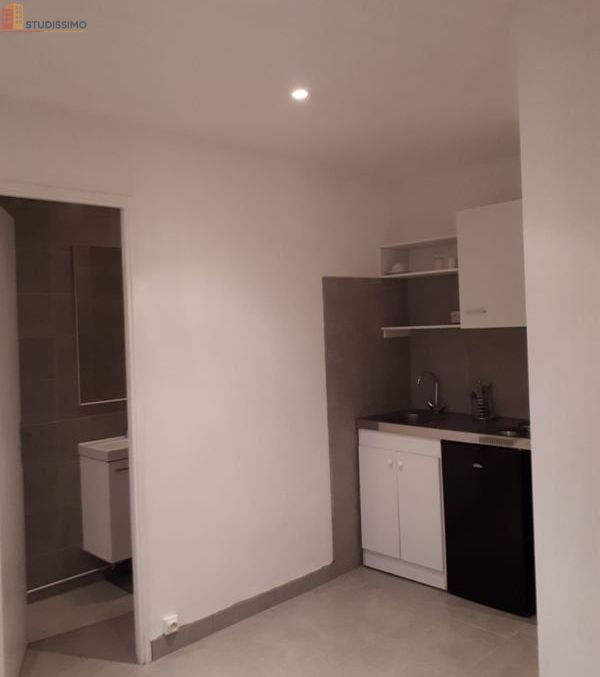 Studio 16m² Saint-Étienne 42100 - Photo 2