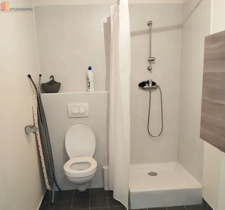 Studio 35m² Saint-Étienne 42100 - Résidence récente, parking - Photo 3