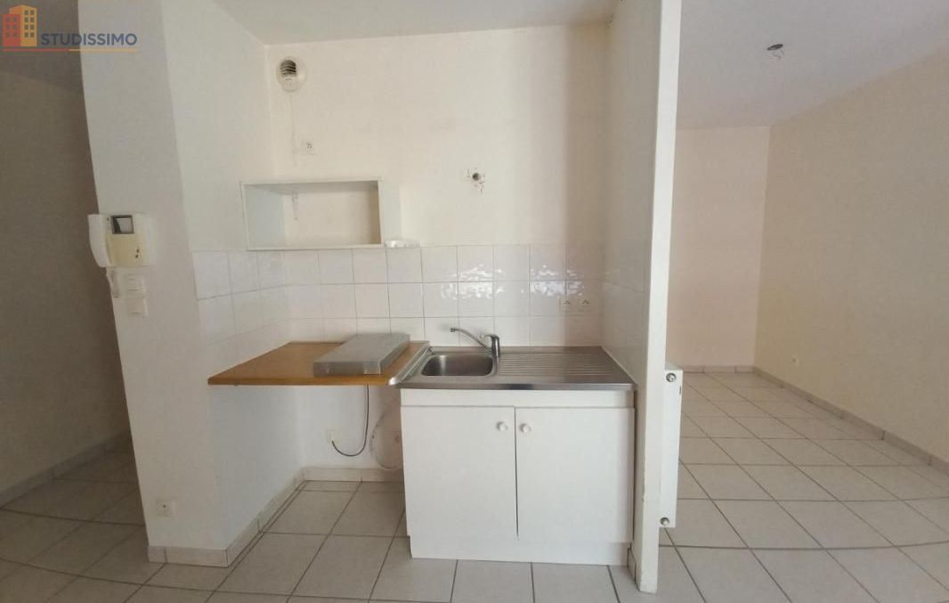 Studio 33m² Saint-Étienne 42100 - Photo 3