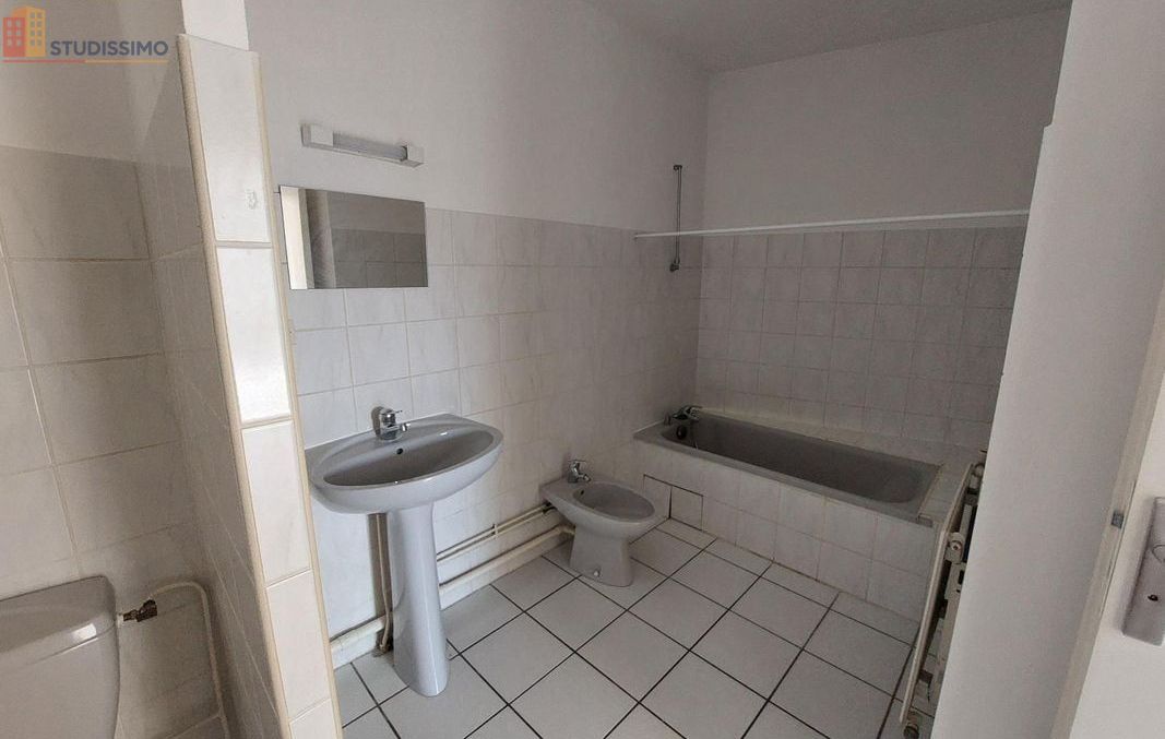 Studio 32m² Saint-Étienne 42000 - Photo 25