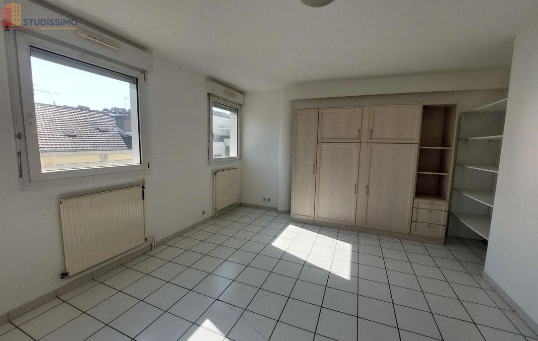 Studio 32m² Saint-Étienne 42000 - Photo 27