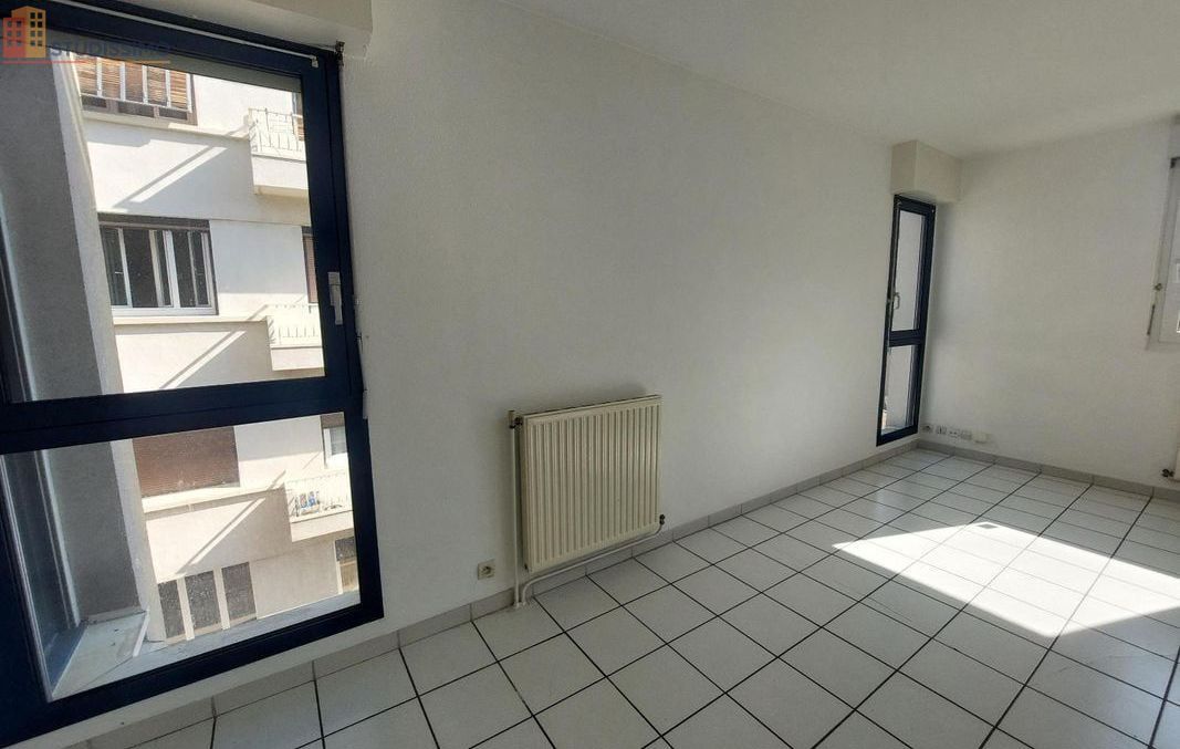 Studio 32m² Saint-Étienne 42000 - Photo 11