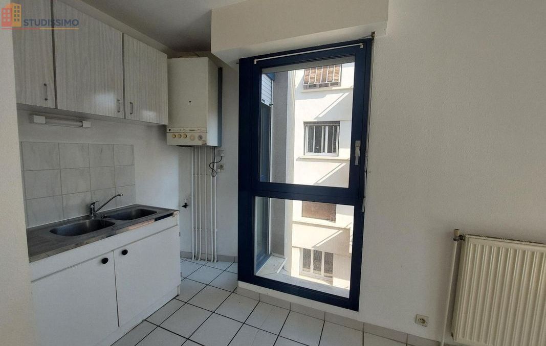 Studio 32m² Saint-Étienne 42000 - Photo 9