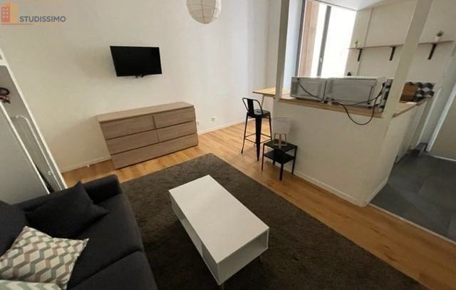 Studio meublé 23m² Saint-Étienne centre - Meublé, 1er étage - Photo 25