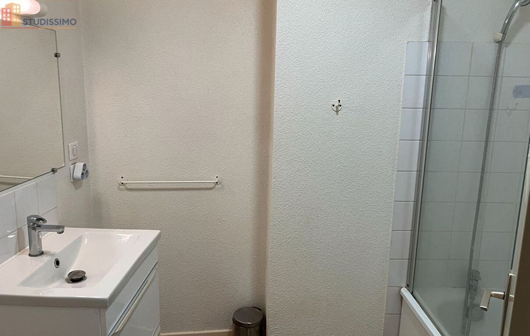 Studio 30m² Roanne 42300 - Photo 1
