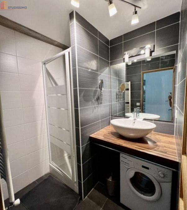 Studio meublé 30m² Saint-Étienne 42000 - Meublé, 3e étage - Photo 3