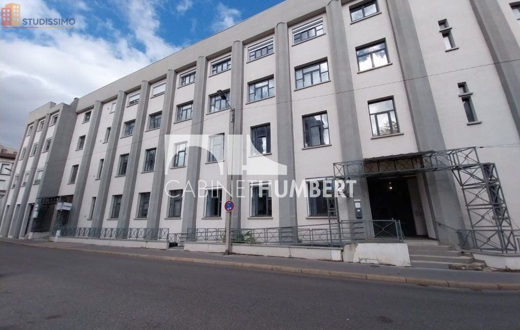 Studio 30m² Saint-Étienne 42100 - Meublé, DPE C - Photo 3