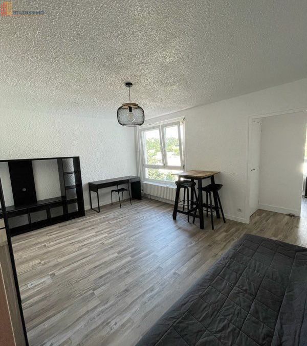Studio meublé 32m² Saint-Étienne - 4e étage, ascenseur et cave - Photo 12