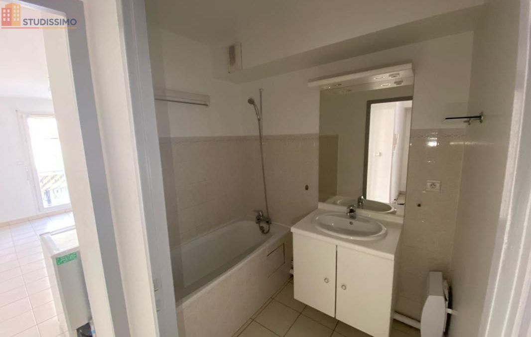 Studio 31m² Saint-Étienne 42100 - Photo 1