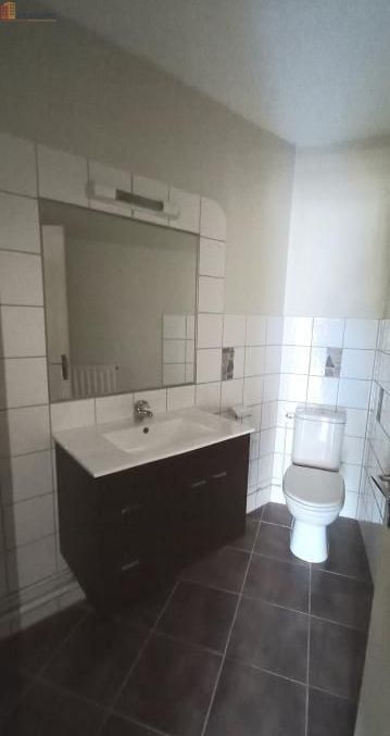 Studio 28m² Montbrison - DPE D, 1er étage - Photo 0