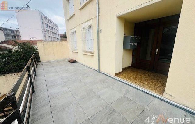 Studio 25m² Saint-Étienne 42000 - Photo 2