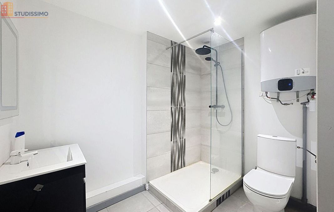 Studio meublé 27m² Saint-Étienne - Lumineux, 1er étage - Photo 24