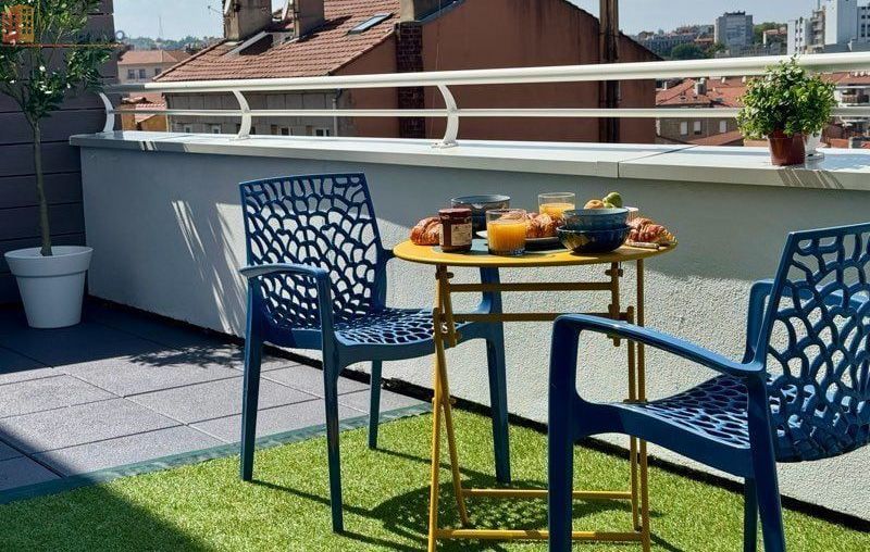 Studio 40m² Saint-Étienne 42100 - Meublé, terrasse - Photo 2