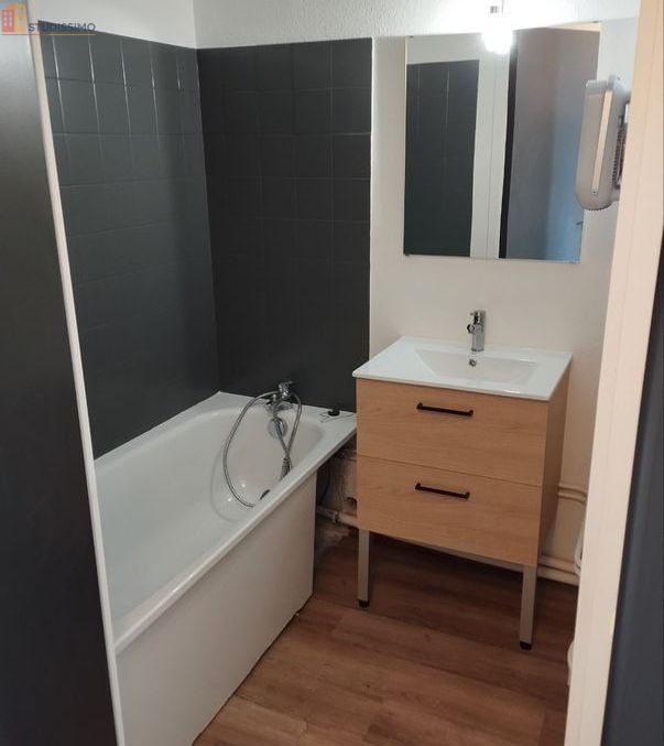 Studio 18m² Saint-Étienne 42100 - État neuf, résidence étudiante - Photo 5