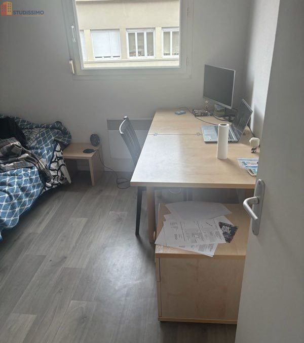 Studio meublé 19m² Saint-Étienne 42100 - Meublé, 3e étage - Photo 4