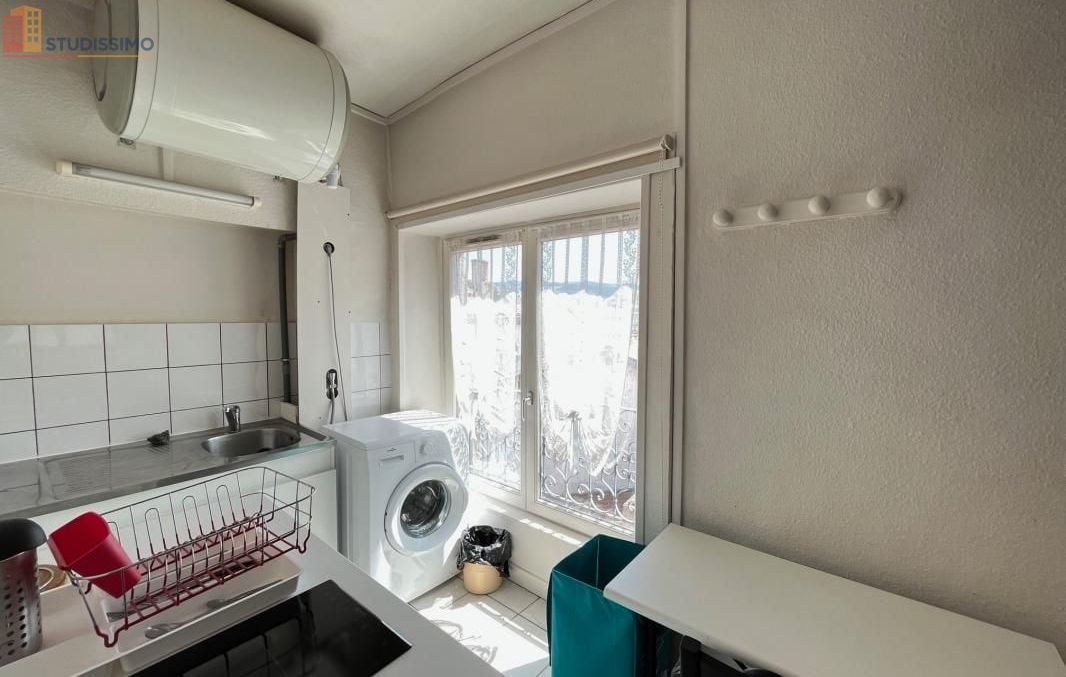 Studio meublé 25m² Saint-Étienne 42000 - Meublé, 3e étage - Photo 4