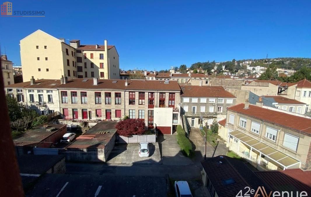 Studio 27m² Saint-Étienne 42000 - Meublé, dernier étage - Photo 1