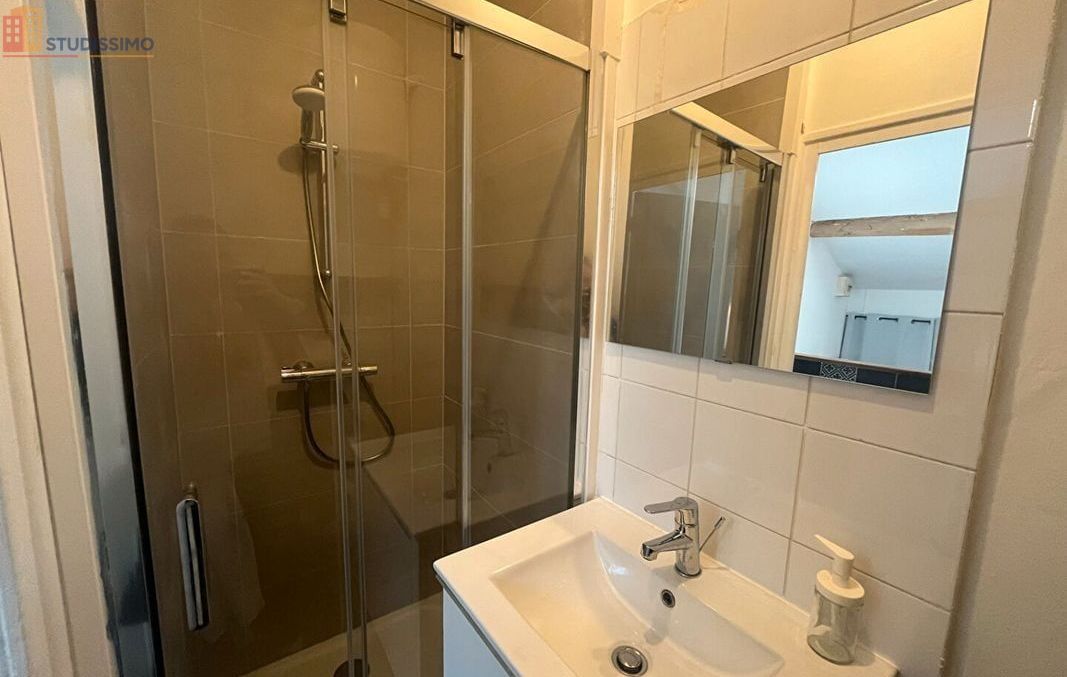 Studio 21m² Saint-Étienne 42000 - Meublé, 2e étage - Photo 7