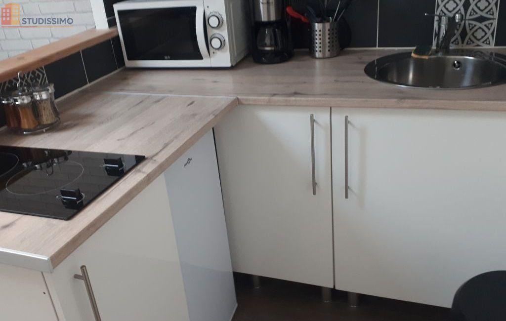 Studio 21m² Saint-Étienne 42000 - Meublé, 2e étage - Photo 2