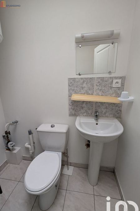 Studio meublé 20m² Saint-Étienne 42000 - Meublé, 3e étage - Photo 11