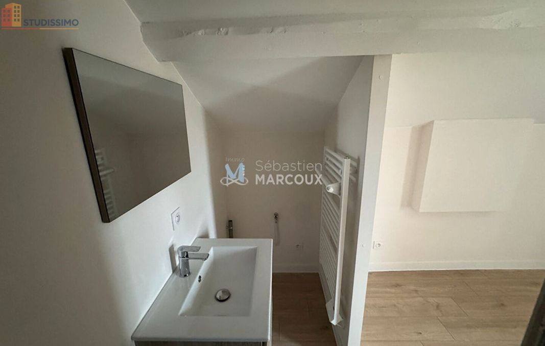 Studio 28m² Savigneux - Étage 2, DPE D - Photo 12