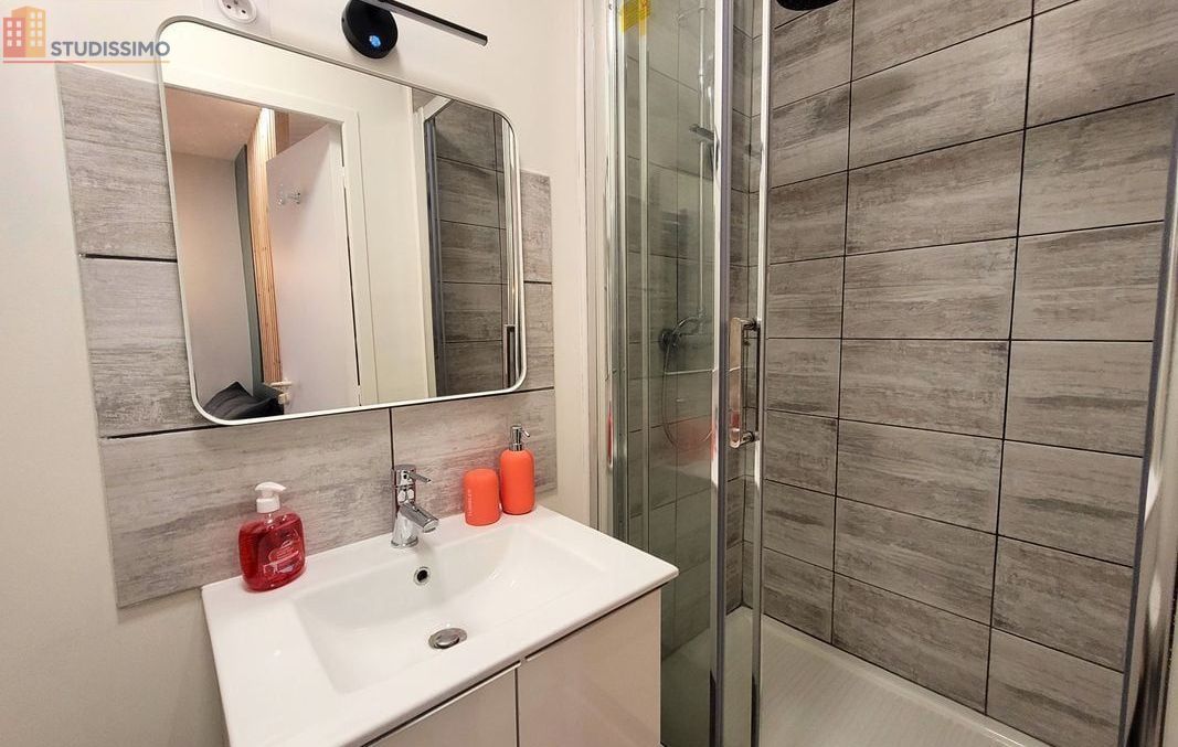 Studio meublé 16m² Saint-Étienne - Proche Place Jean Jaurès - Photo 7